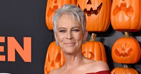 pictures of jamie lee curtis naked|Jamie Lee Curtis Stuns in Naked Spooky Bathtub Throwback。